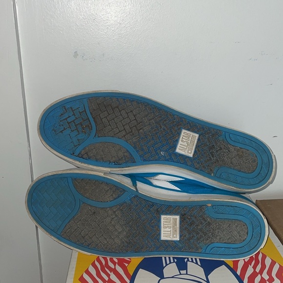 Converse High-Top Sneakers size 13 - Picture 5 of 6